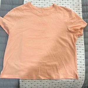 Lululemon classic fit cotton blend t-shirt